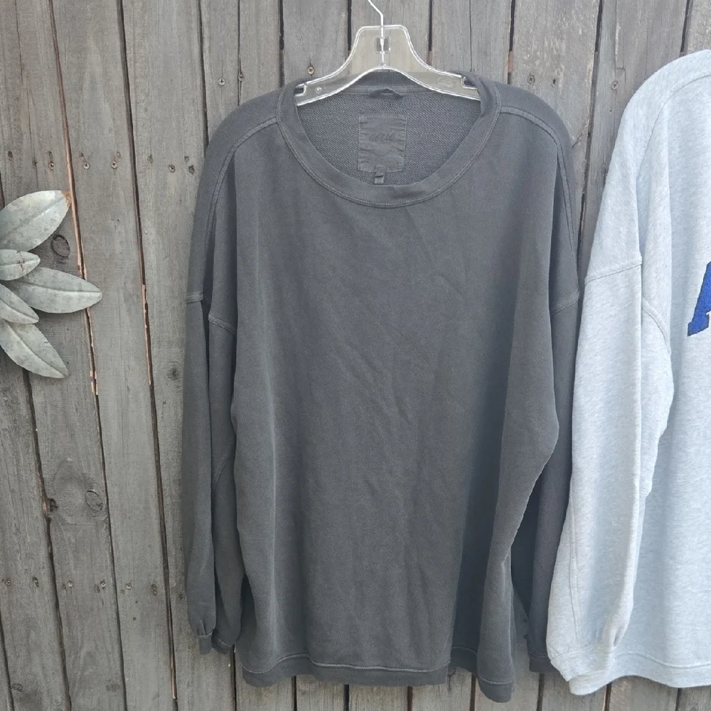 Aerie Bundle Gray Crewneck Sweaters Size L